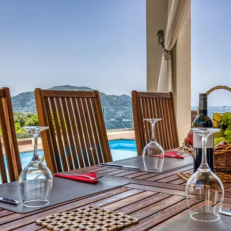 Vardia Villa *